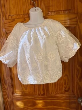 White Floral Eyelet Puff Sleeve Blouse